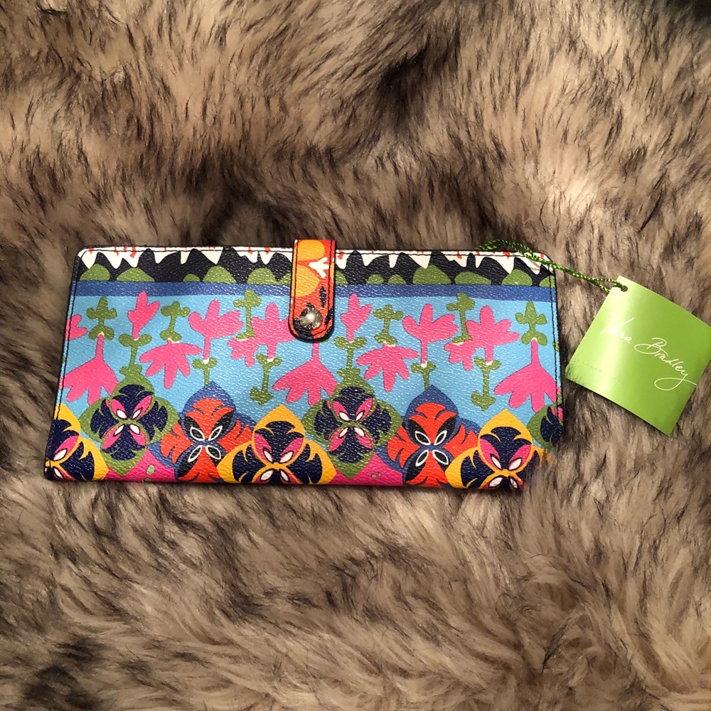 Vera Bradley NWT wallet multi-color “Leather”